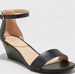 ❤Women's wilda faux leather stacked wedge pumps
